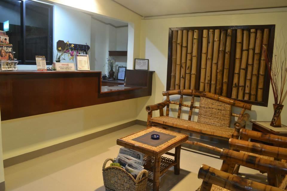 Mabini Pensione Puerto Princesa Esterno foto