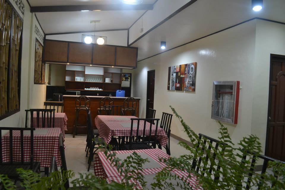 Mabini Pensione Puerto Princesa Esterno foto